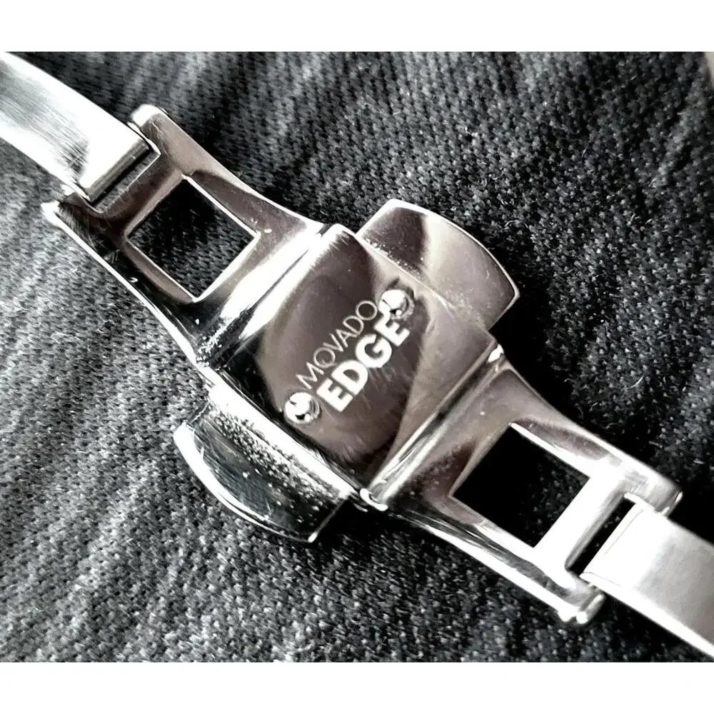 Movado Edge 34mm 5.5 Inch Sapphire Crystal Ladies‎ Watch Runs